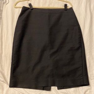 J Crew No. 2 Pencil skirt pocket design on back size 4